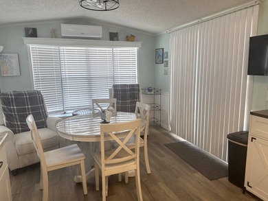 COME ENJOY THE FLORIDA SUNSHINE ON THE FRONT PORCH OF this - photo 22