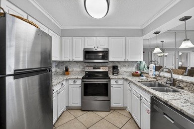 Beautiful 2-bedroom Gulf-front condo in the highly desirable - photo 3