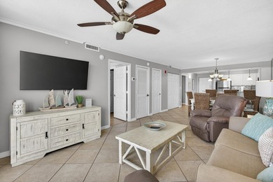 Beautiful 2-bedroom Gulf-front condo in the highly desirable - photo 10