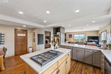 Custom Updated Home on Telegraph Hill with Bay Views.This - photo 16