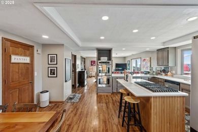Custom Updated Home on Telegraph Hill with Bay Views.This - photo 18