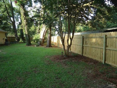 OPPORTUNITY KNOCKS AGAIN! THIS DESIRABLE HOME IS BACK ON THE - photo 22
