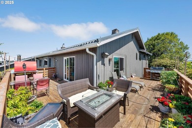 Custom Updated Home on Telegraph Hill with Bay Views.This - photo 23