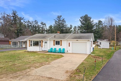 Rare opportunity to own the waterfront with an amazing sunset - photo 25