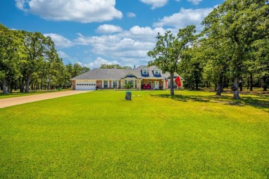 Lake Kiowa Home For Sale in Gainesville Texas
