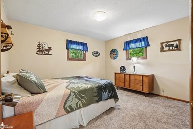 Needing a place to retreat to avoid the hustle and bustle? - photo 24