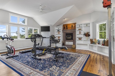 Welcome to 4 Ledge Road, located on one of the most picturesque - photo 26