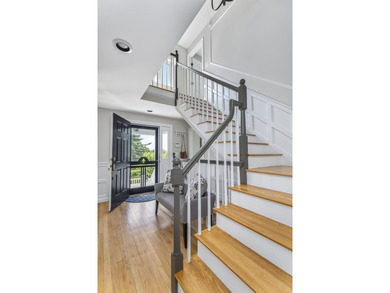 Welcome to 4 Ledge Road, located on one of the most picturesque - photo 37