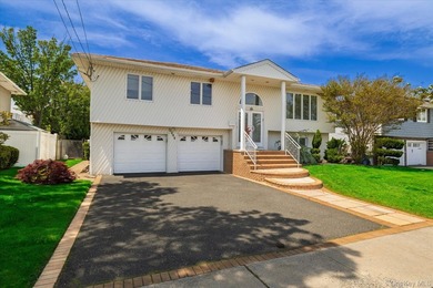 Located in the exclusive Ocean Harbor section of Oceanside, this - photo 2