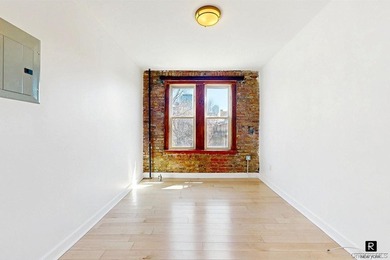 Welcome to this sun-filled, recently renovated two-bedroom home - photo 5