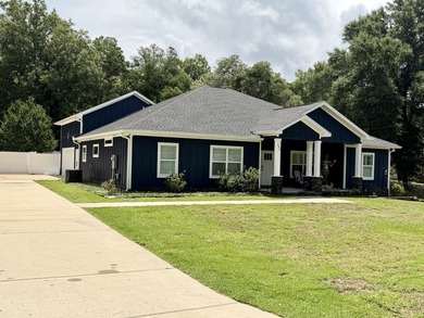 Beautiful home, a must see with no HOA! A place to park an RV or - photo 3