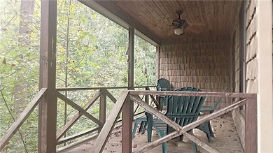 Nice cape cod style cottage with 105 feet of Corp frontage - photo 13
