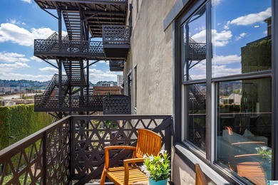 Perfectly positioned in the heart of downtown, this exceptional