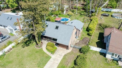 Welcome home to this Charming 3-Bedroom, 1.5-Bath Cape Cod with - photo 31