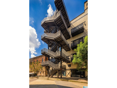 Perfectly positioned in the heart of downtown, this exceptional