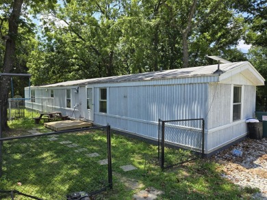 Stockton Lake Home For Sale in Fair Play Missouri