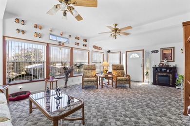 Welcome to your perfect coastal retreat in the laid-back fishing - photo 10