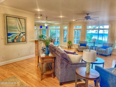This stunning Stuart Hardy home is situated on a protective cove - photo 16