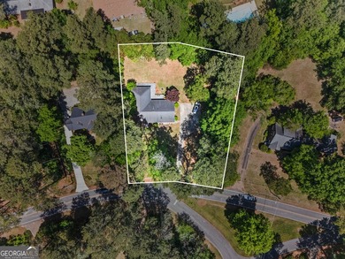 Welcome home to 201 Lakeside Dr. A 3 bed/ 2 bath brick ranch - photo 24