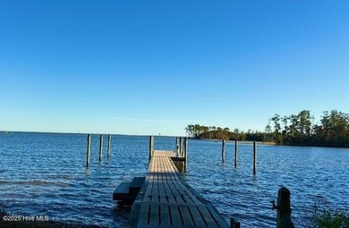 This stunning Stuart Hardy home is situated on a protective cove - photo 29