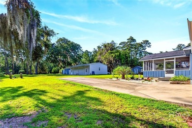 Paradise awaits... 3 bedroom 2. bath split floor plan with - photo 31