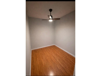 Bright and spacious 1 bedroom co-op in sought after Woodlawn - photo 5