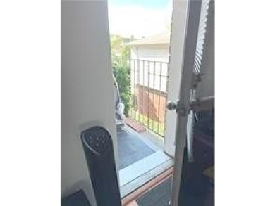 Owner is looking to sell a large 1 bedroom condominium with a - photo 8