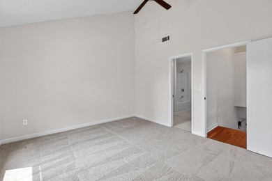 Welcome to 6 Brighton Circle, a beautifully renovated end-unit - photo 21
