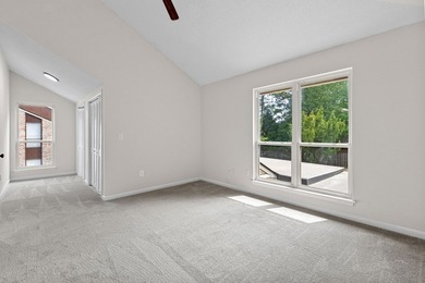 Welcome to 6 Brighton Circle, a beautifully renovated end-unit - photo 23
