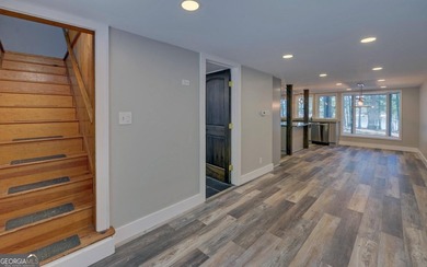 You want Deep water? Quiet Neighborhood! This home features a - photo 4