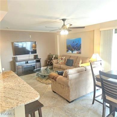 Huge price reduction! Live in downtown paradise & watch the - photo 25