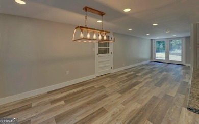 You want Deep water? Quiet Neighborhood! This home features a - photo 5