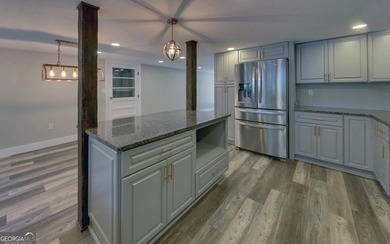 You want Deep water? Quiet Neighborhood! This home features a - photo 10