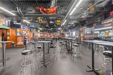 Exceptional Commercial Investment Opportunity in the Heart of