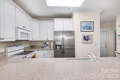INCREDIBLE NEW LOW PRICE on this 3 bedroom WATERFRONT condo! - photo 15