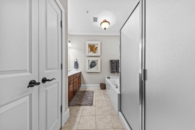 This wonderful condo is situated in the heart of Reynold's Lake - photo 23