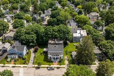 Welcome to this beautifully updated 2-bedroom, 1-bath condo in - photo 4