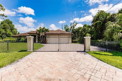 Northport Waterway Lakes and Canals Home For Sale in North Port Florida