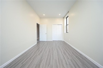 Turn Key Opportunity for Investors! This Extra Large Corner - photo 6