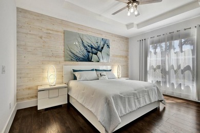 REDUCED , PRICE TO SELL QUICKLY Exquisitely updated, gorgeous - photo 27