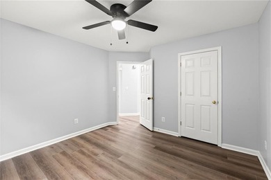 Freshly updated and move in ready, this stunning 4 bedroom home - photo 30