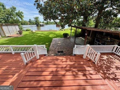 This charming 3-bedroom, 2-bath home on the south end of Lake - photo 30