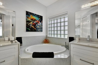 REDUCED , PRICE TO SELL QUICKLY Exquisitely updated, gorgeous - photo 32