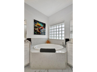REDUCED , PRICE TO SELL QUICKLY Exquisitely updated, gorgeous - photo 33
