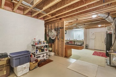 LOCATION, LOCATION ! A custom forever home on Lake Hartwell - photo 33