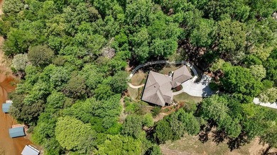 LOCATION, LOCATION ! A custom forever home on Lake Hartwell - photo 44