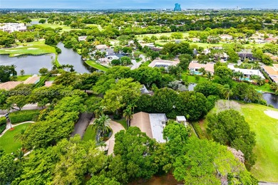 Nestled in one of Emerald Hills' most desirable locations, this - photo 46