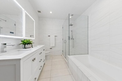 Perched on a high floor, this exceptional penthouse offers - photo 5