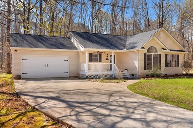 Lake Hartwell Home Sale Pending in Townville South Carolina
