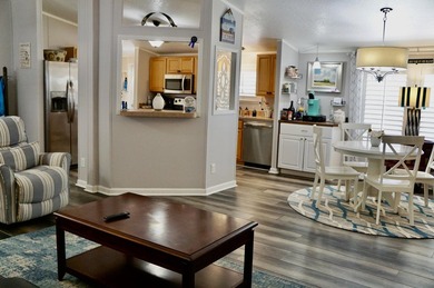 RARE FIND! 3 bedrooms/2 baths. Built in 2006. PET FRIENDLY. 2019 - photo 14